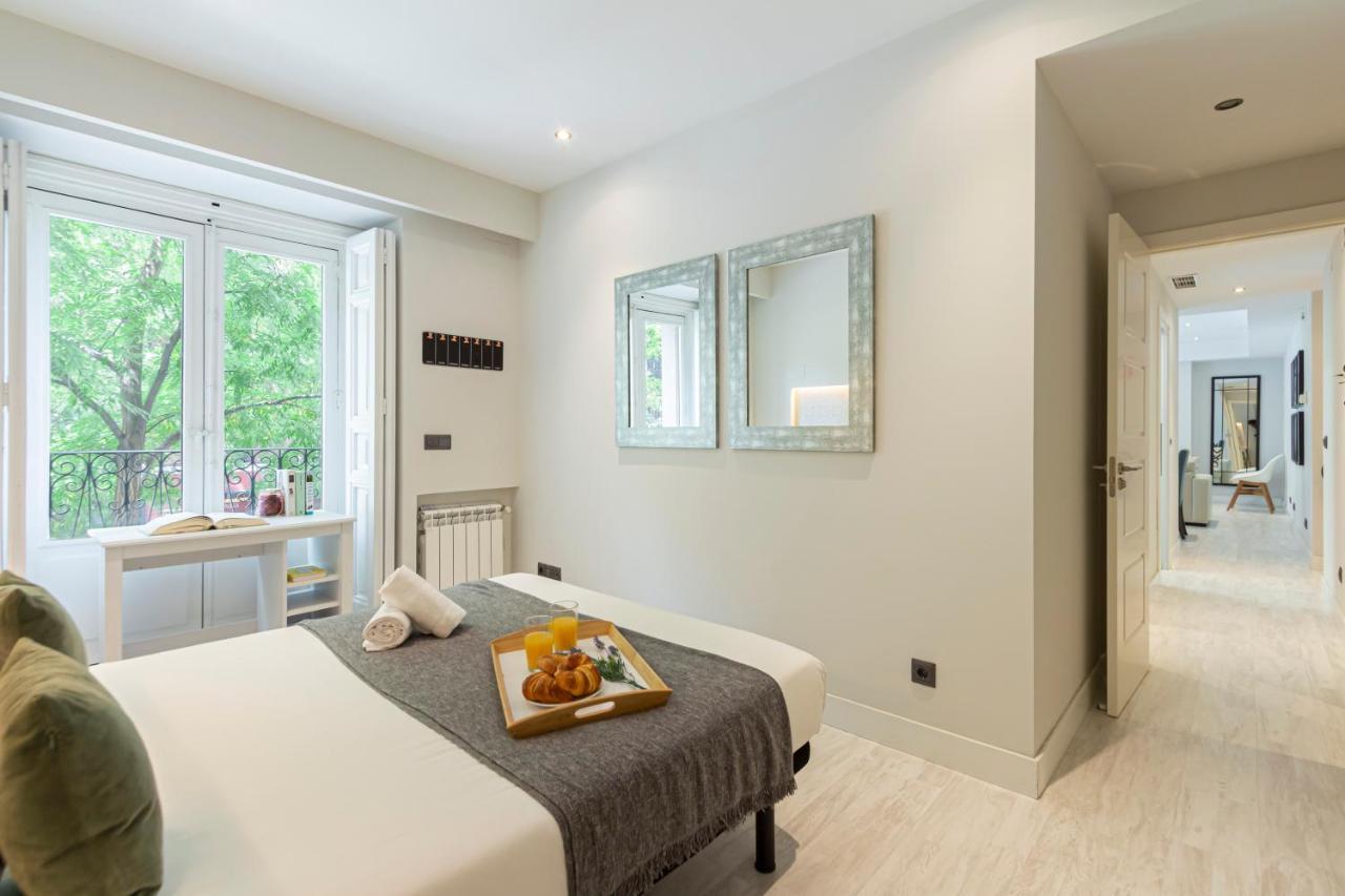 Appartement Apa 1256 à Madrid Extérieur photo